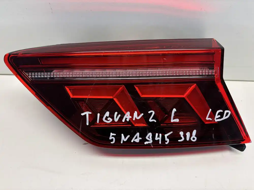 Pravá zadní lampa VW TIGUAN 2 LED 5NA945308H | Pořiďte si nyní